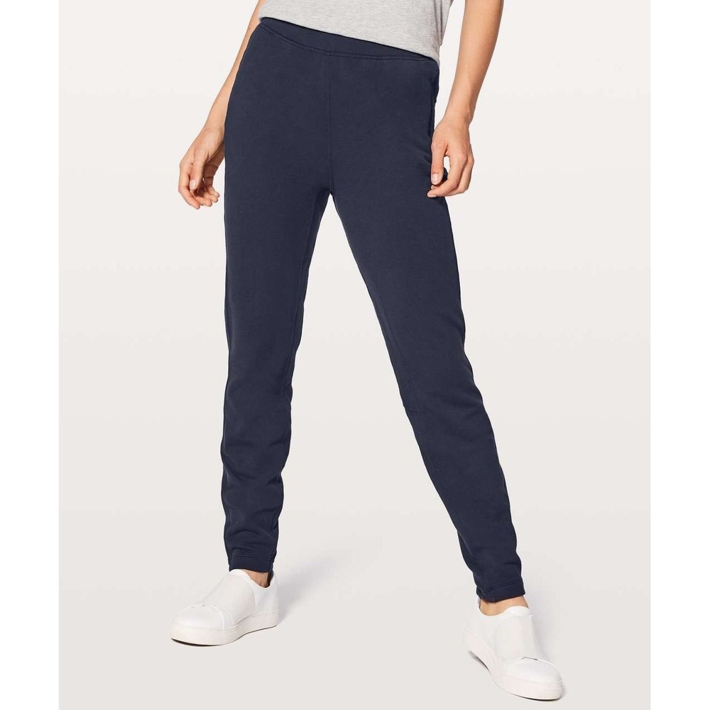 Lululemon Free to Roam Joggers Womens Sz 4 Sweatpants Navy Pull On Athletic‎